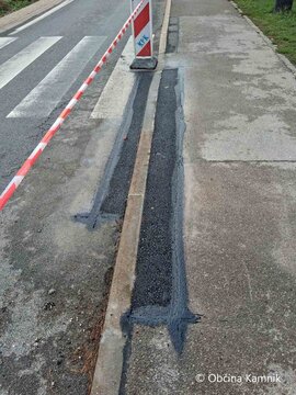 Asvalt ob robnikih in jaških - Ljubljanska in Kranjska cesta (1)